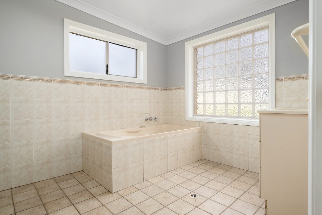 9 Terragong Street, Blayney NSW 2799 - photo 9