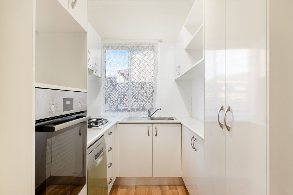 26 Tobruk Crescent, Orange NSW 2800 - photo 4