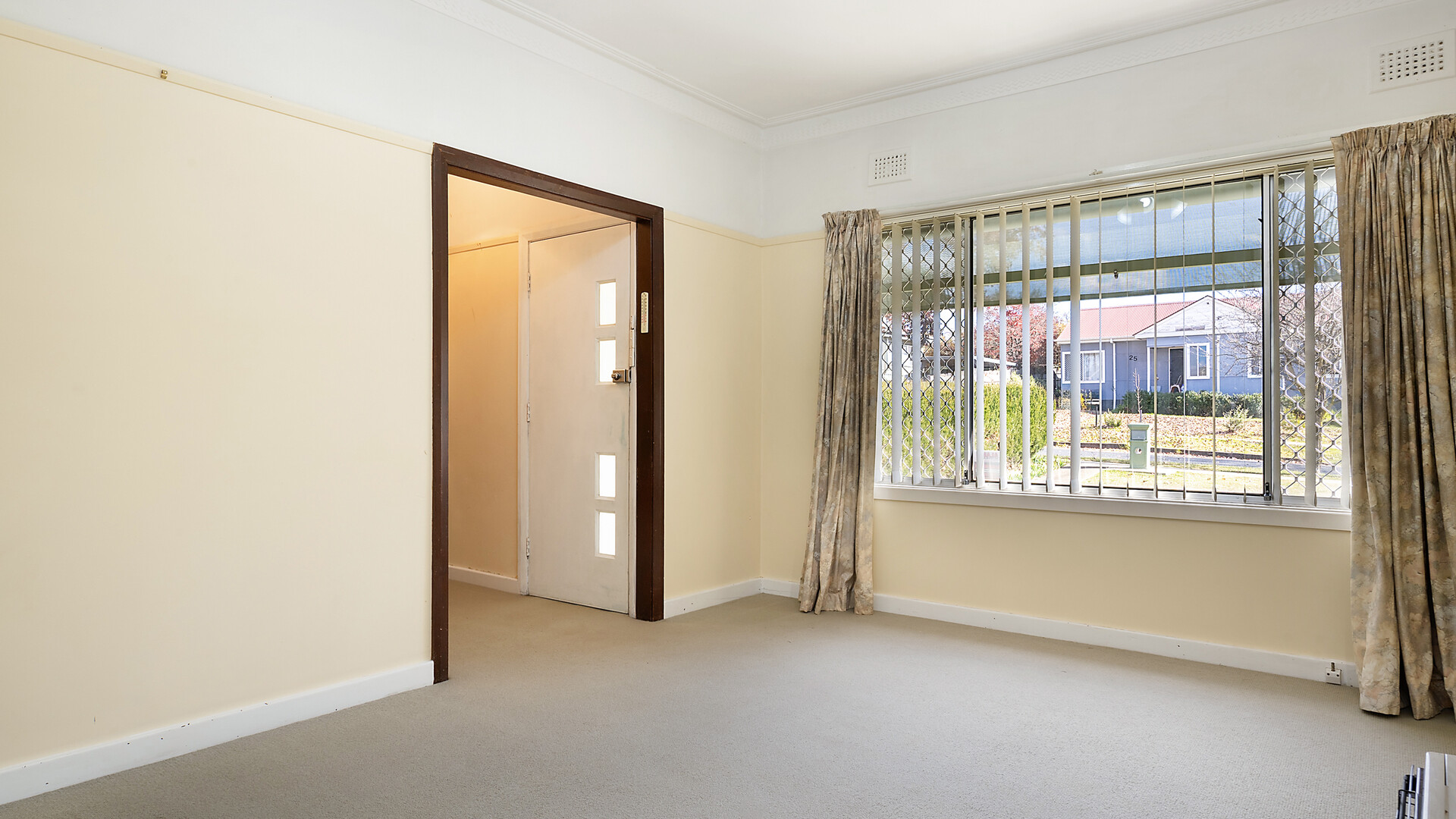26 Tobruk Crescent, Orange NSW 2800 - photo 6