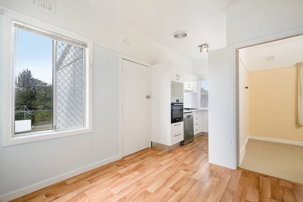 26 Tobruk Crescent, Orange NSW 2800 - photo 8