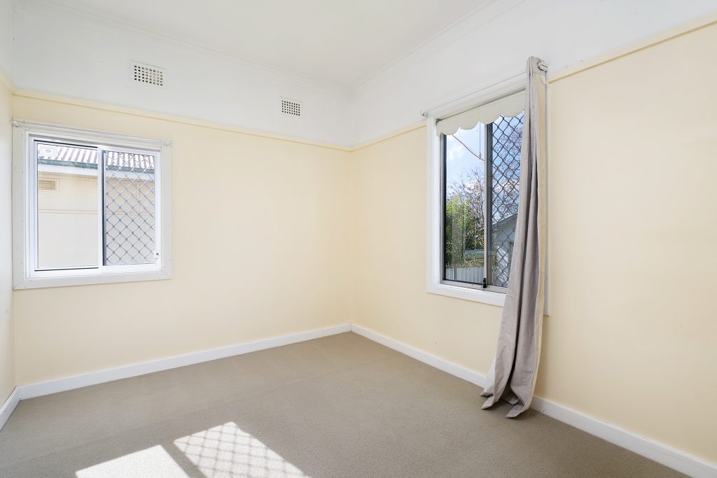 26 Tobruk Crescent, Orange NSW 2800 - photo 10