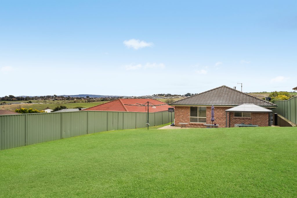 21 Sapphire Crescent, Kelso NSW 2795 - photo 14