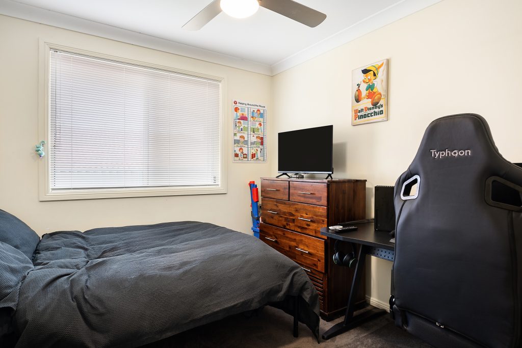 21 Sapphire Crescent, Kelso NSW 2795 - photo 8