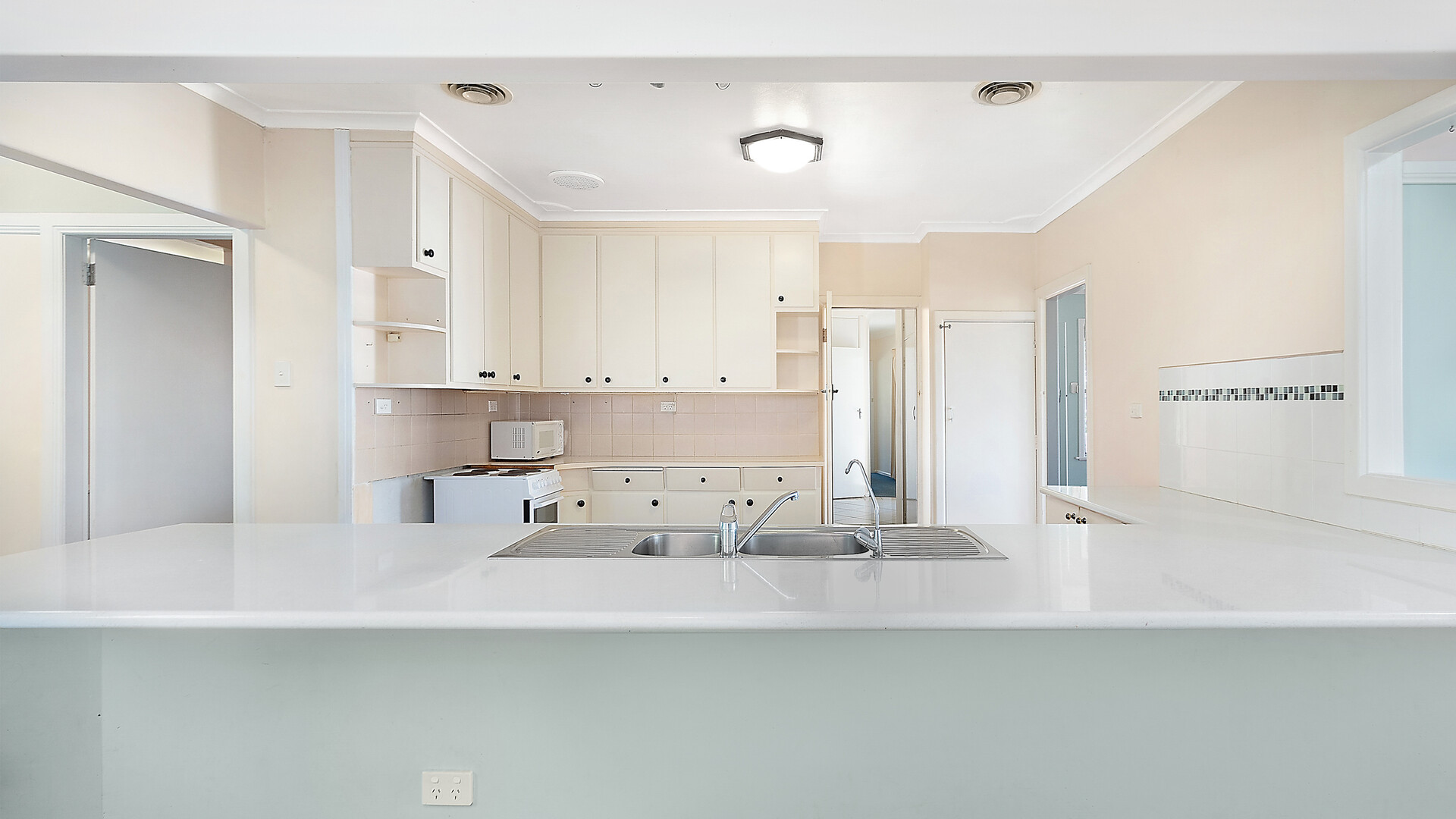 16 Lee Street, Molong NSW 2866 - photo 4