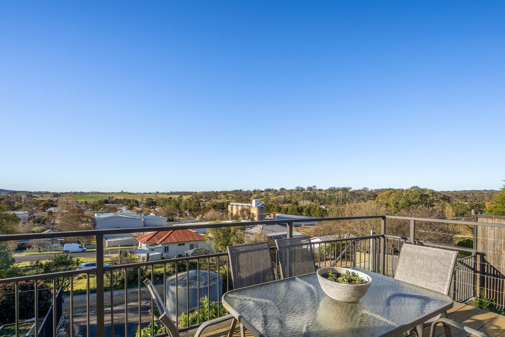 15 Lee Street, Molong NSW 2866 - photo 5