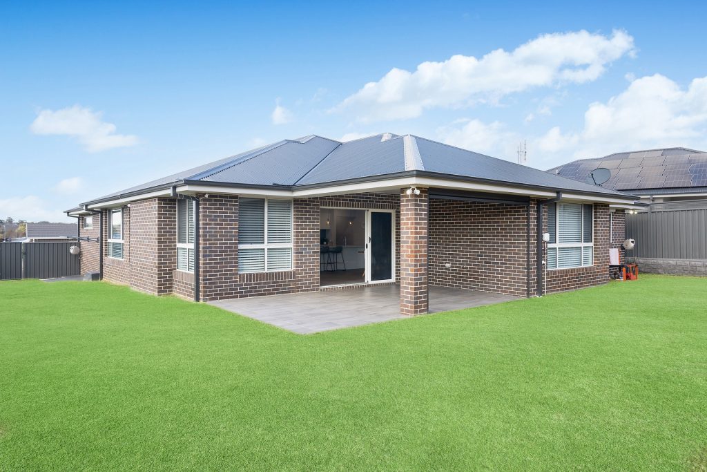 7 Thurtell Place, Orange NSW 2800 - photo 11