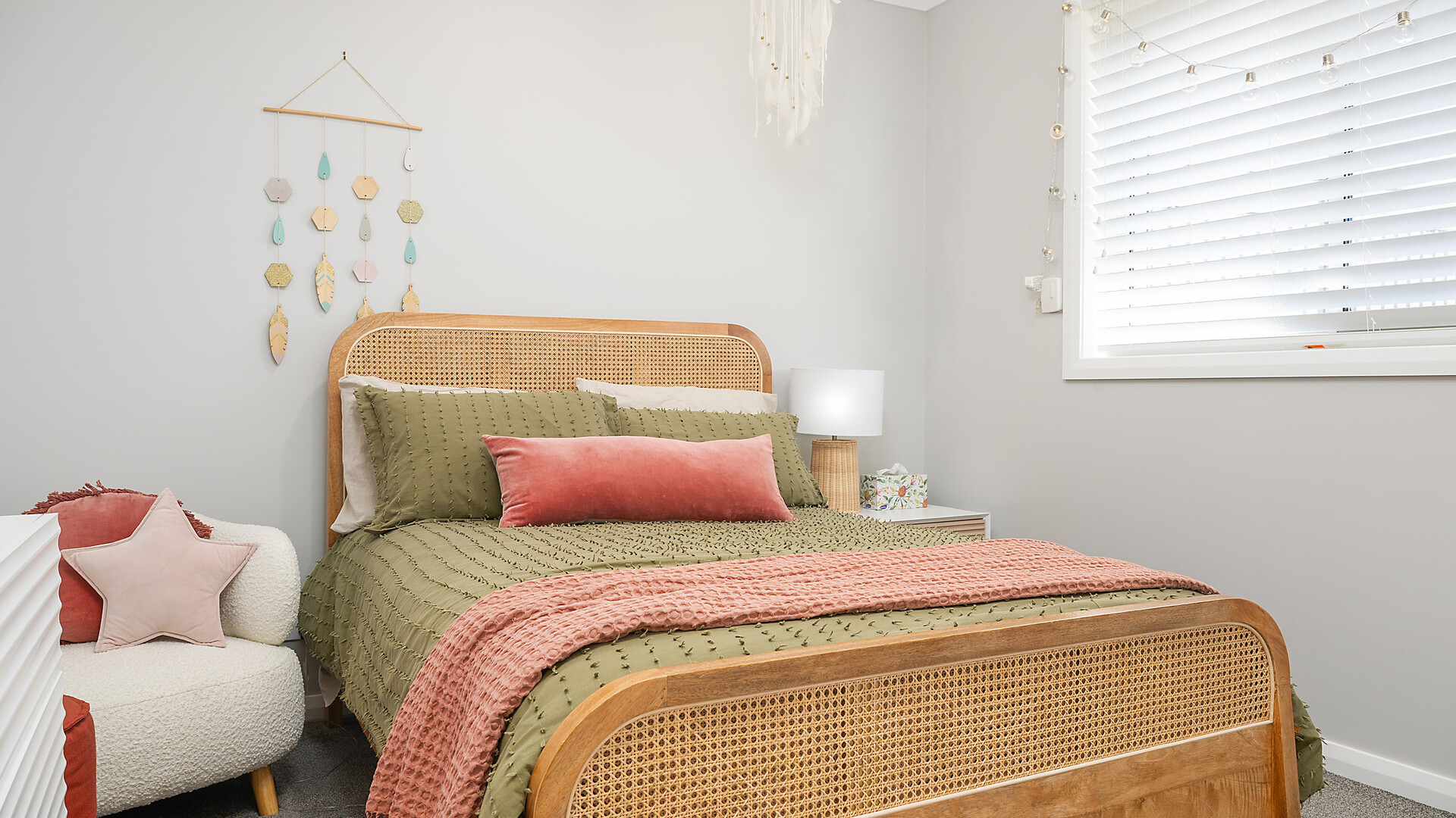 7 Thurtell Place, Orange NSW 2800 - photo 12