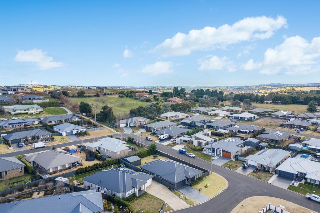 7 Thurtell Place, Orange NSW 2800 - photo 16