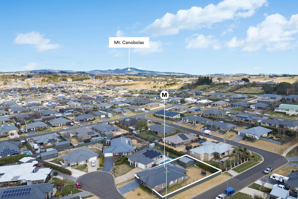 7 Thurtell Place, Orange NSW 2800 - photo 18