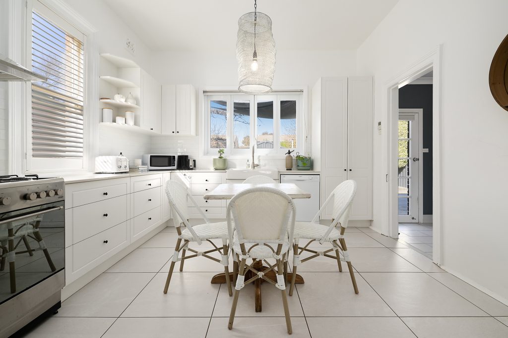 162 McLachlan Street, Orange NSW 2800 - photo 2