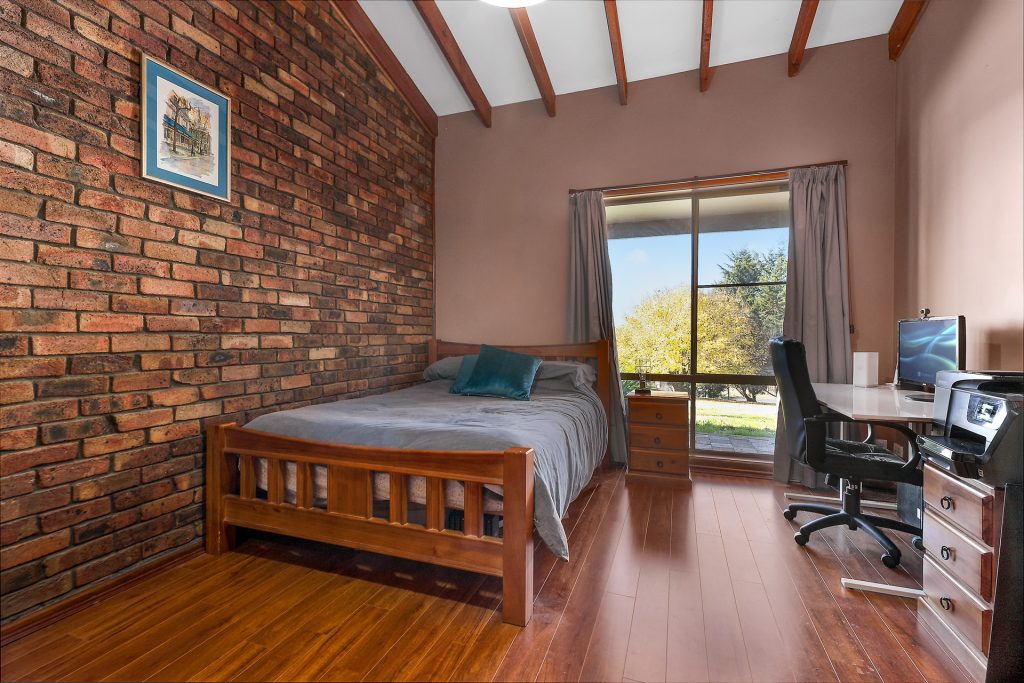 1 Girrahween Place, Orange NSW 2800 - photo 13