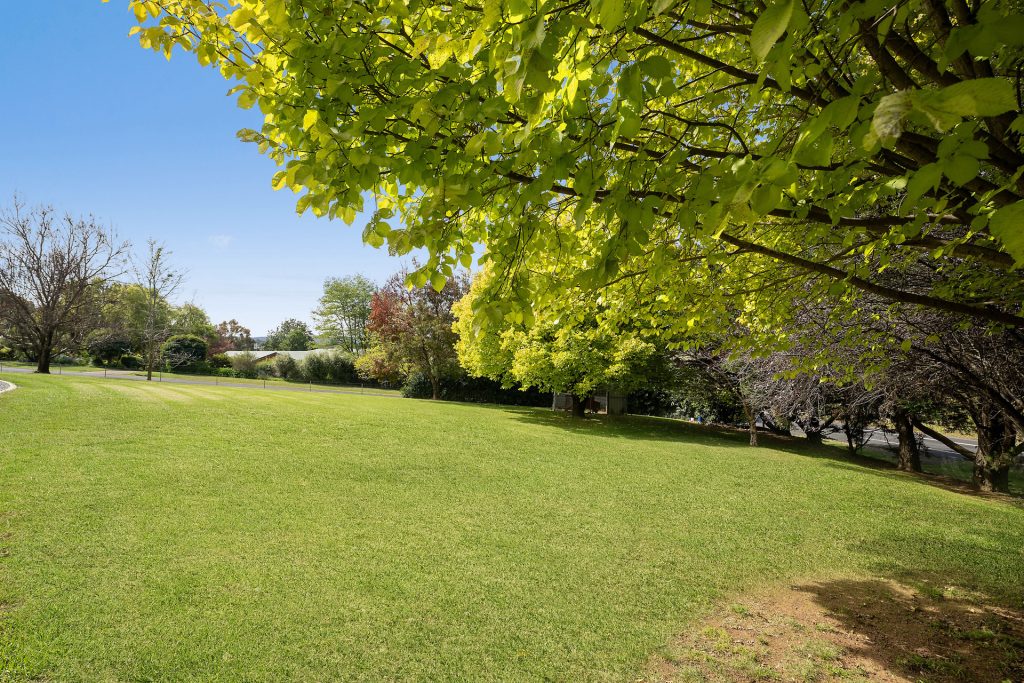 1 Girrahween Place, Orange NSW 2800 - photo 3