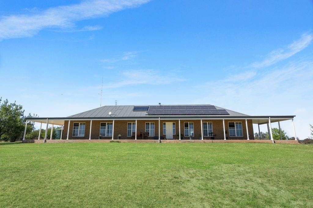 681 Burgoon Lane, Molong NSW 2866 - photo 16