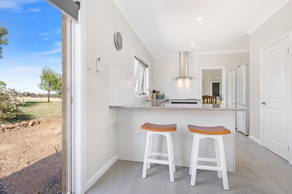 681 Burgoon Lane, Molong NSW 2866 - photo 7
