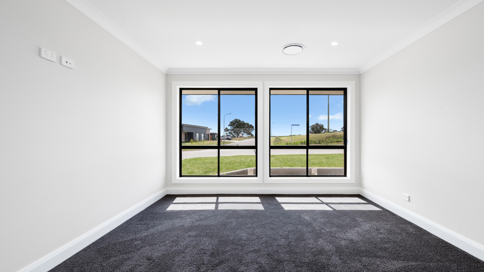 73 Stevenson Way, Orange NSW 2800 - photo 6