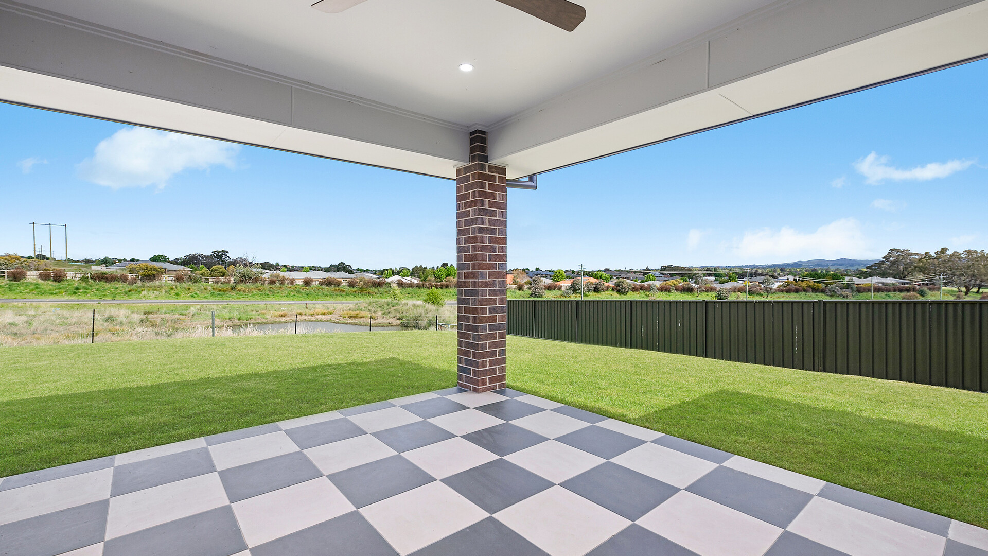 73 Stevenson Way, Orange NSW 2800 - photo 8