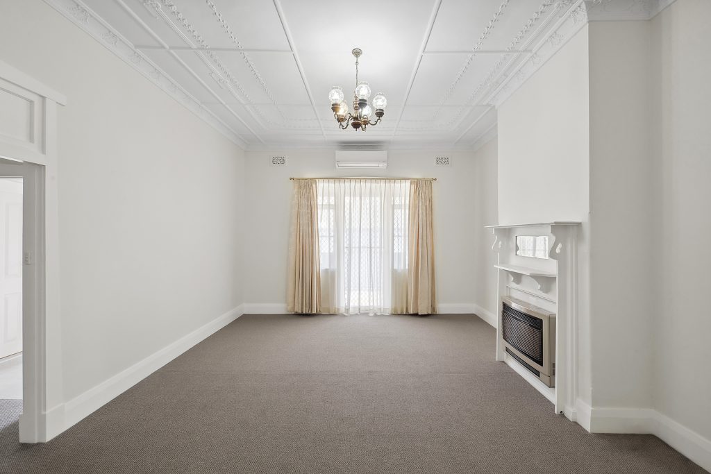 31 Watson Street, Molong NSW 2866 - photo 2