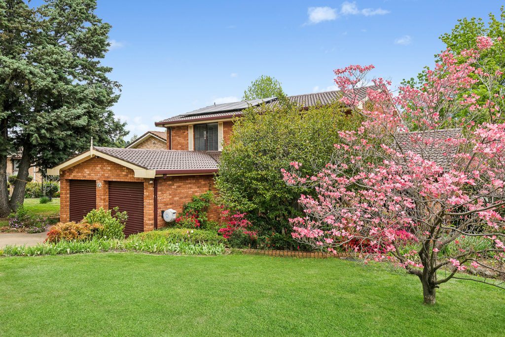 60 Wiare Circuit, Orange NSW 2800 - McGrath Central West