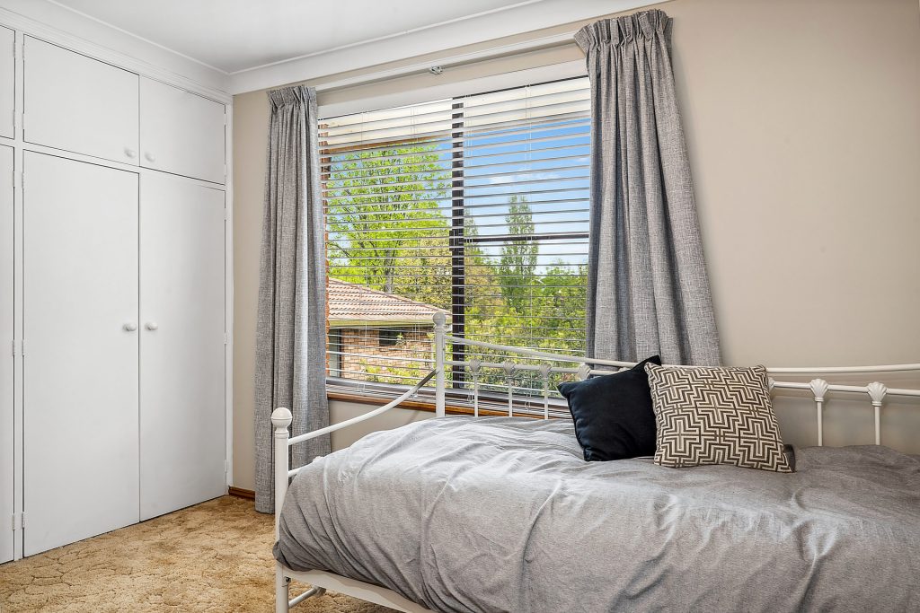 60 Wiare Circuit, Orange NSW 2800 - photo 15