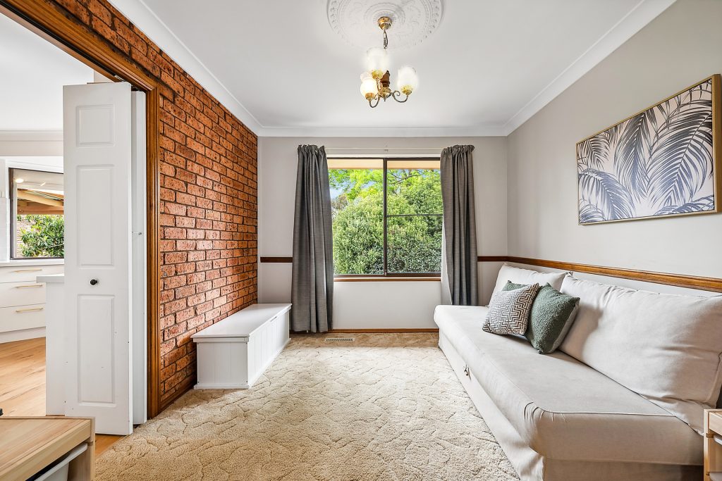 60 Wiare Circuit, Orange NSW 2800 - photo 8