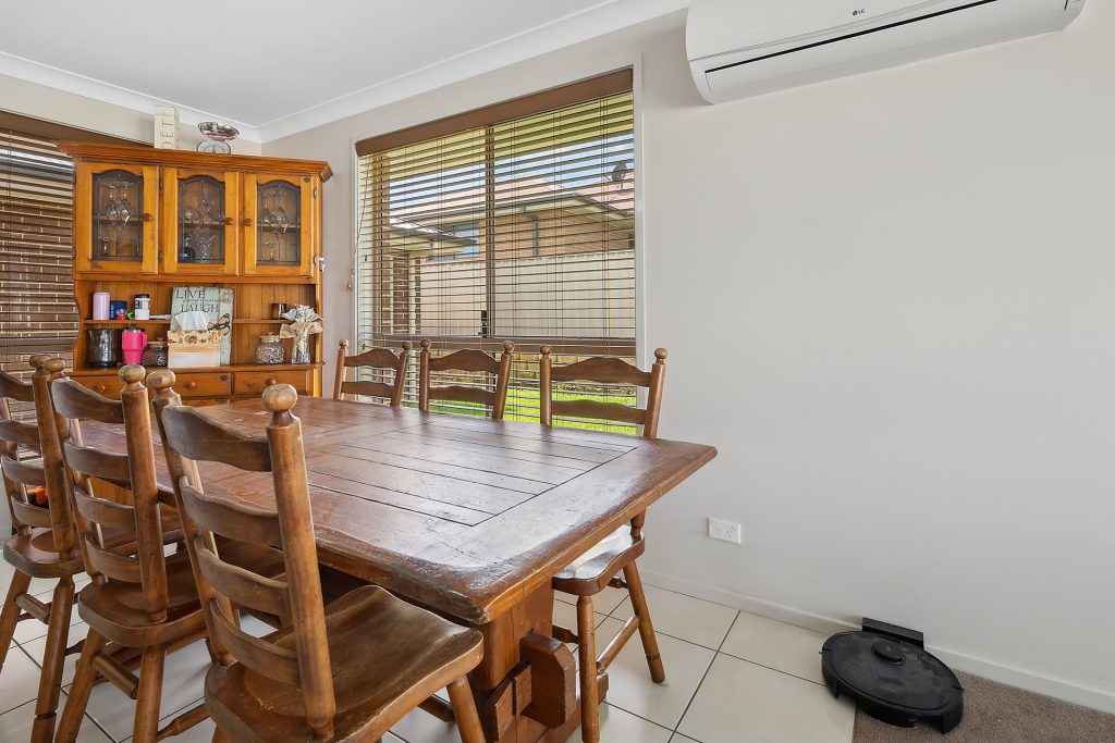 29 Molloy Drive, Orange NSW 2800 - photo 3