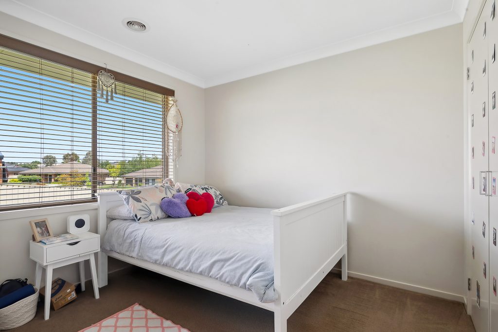 29 Molloy Drive, Orange NSW 2800 - photo 8