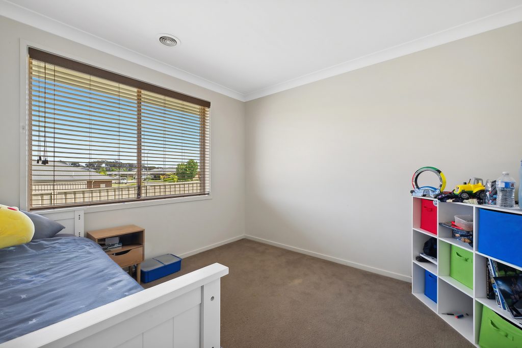 29 Molloy Drive, Orange NSW 2800 - photo 10