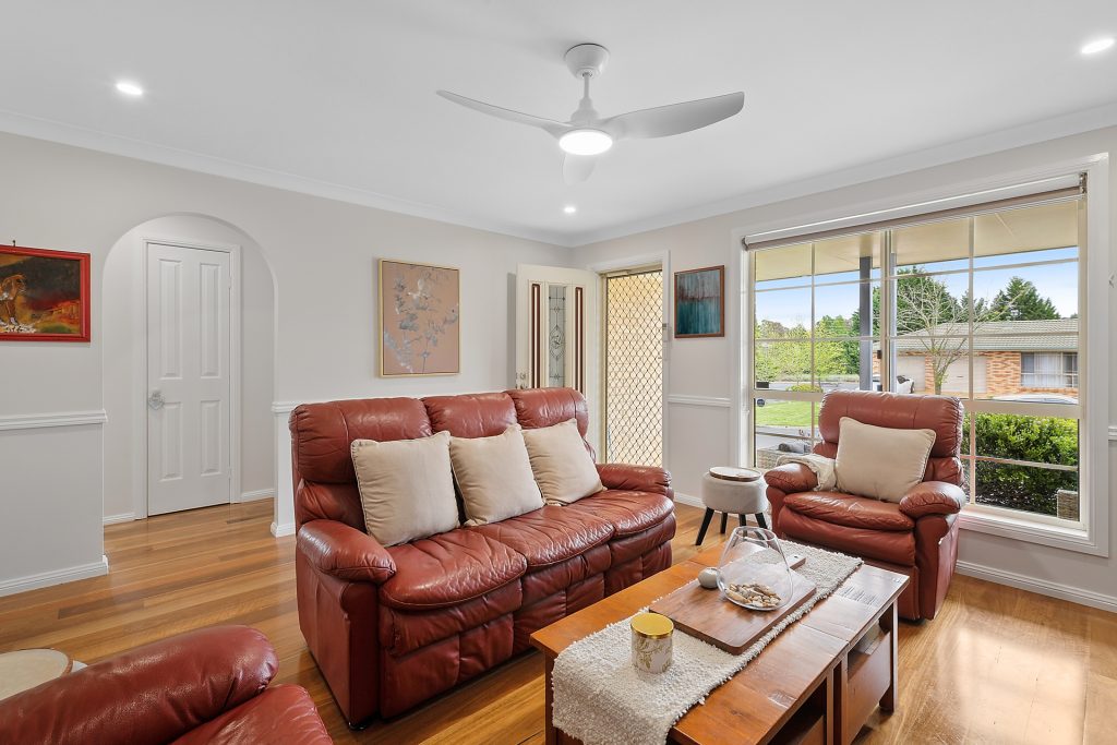 2 Sheldon Crescent, Orange NSW 2800 - photo 4