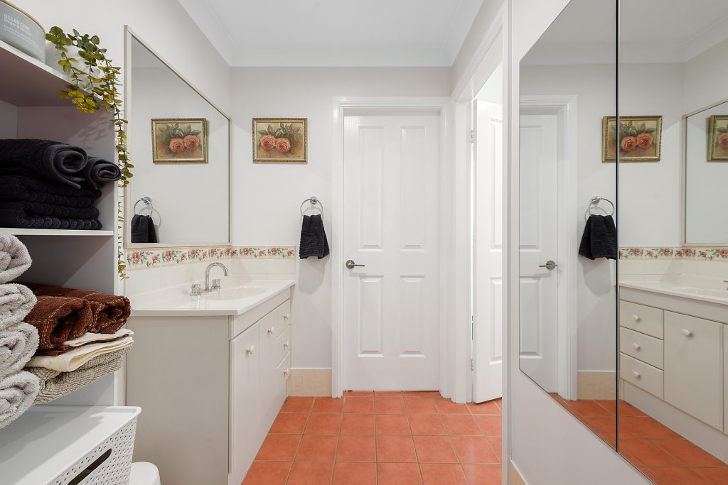 2 Sheldon Crescent, Orange NSW 2800 - photo 10