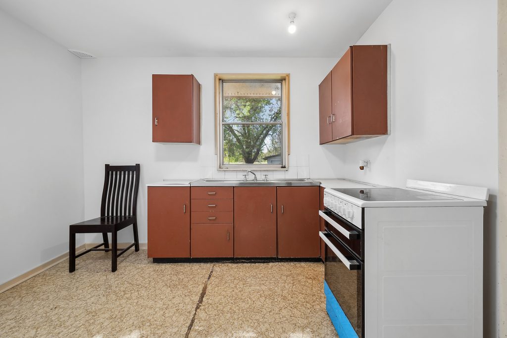 33 Currong Crescent, Orange NSW 2800 - photo 5