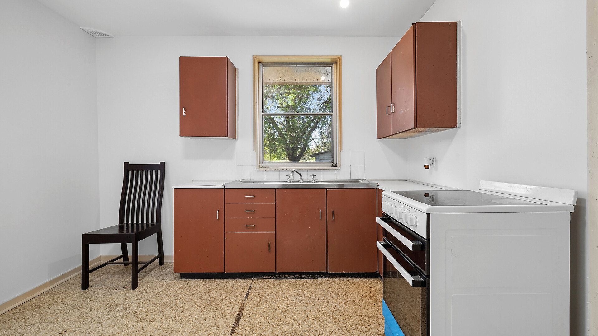 33 Currong Crescent, Orange NSW 2800 - photo 5