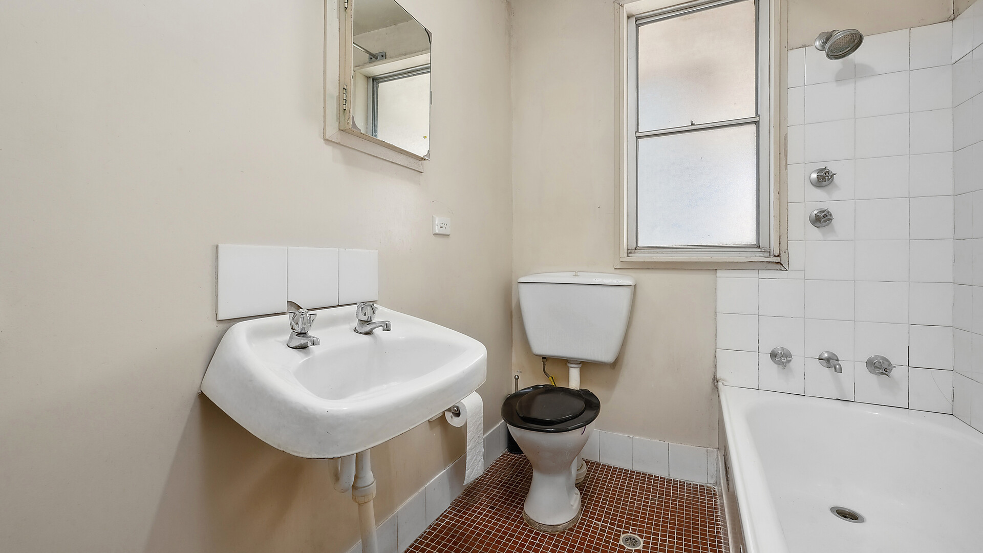 33 Currong Crescent, Orange NSW 2800 - photo 6