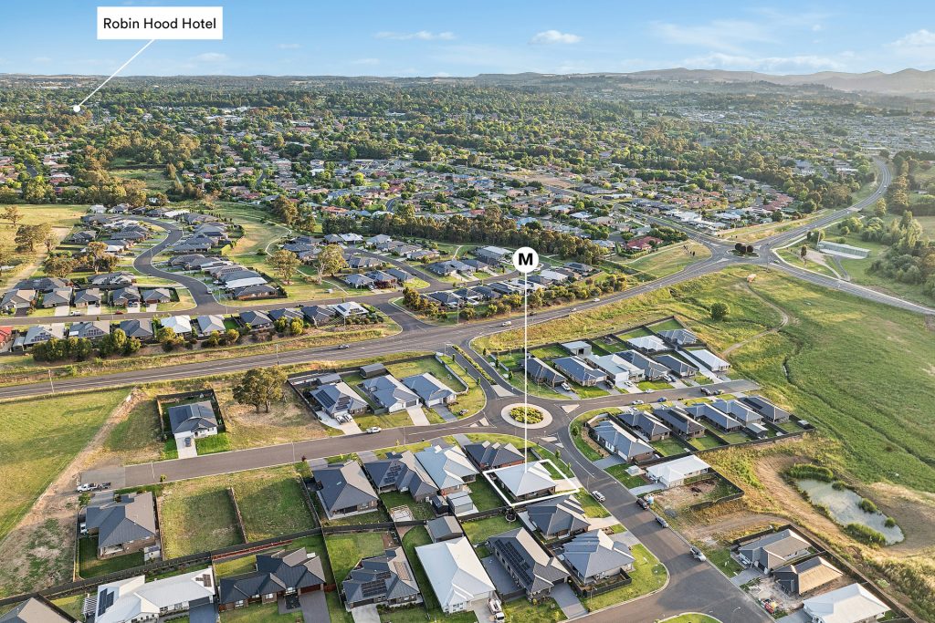 6 Breeze Road, Orange NSW 2800 - photo 16