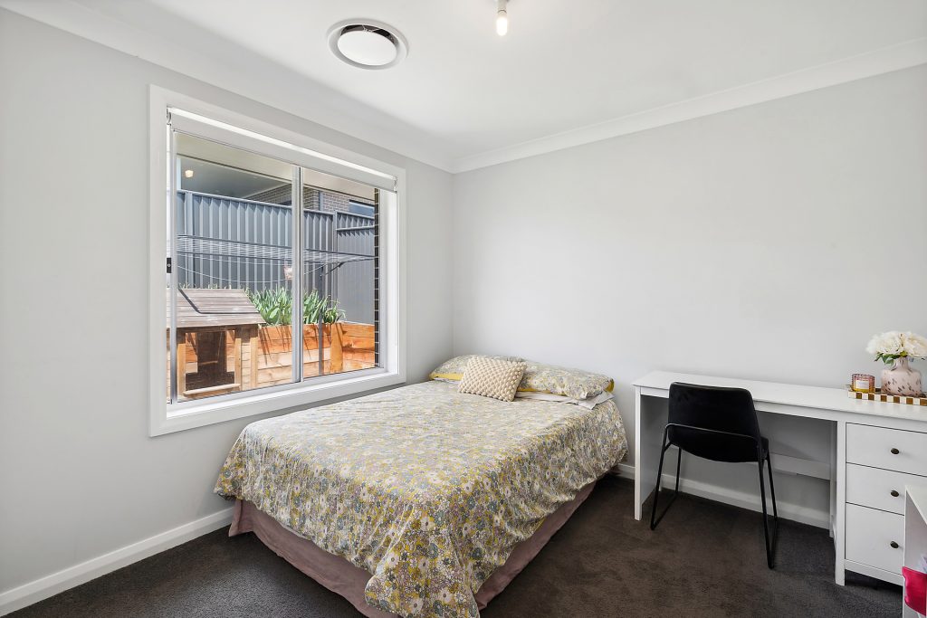 6 Breeze Road, Orange NSW 2800 - photo 8
