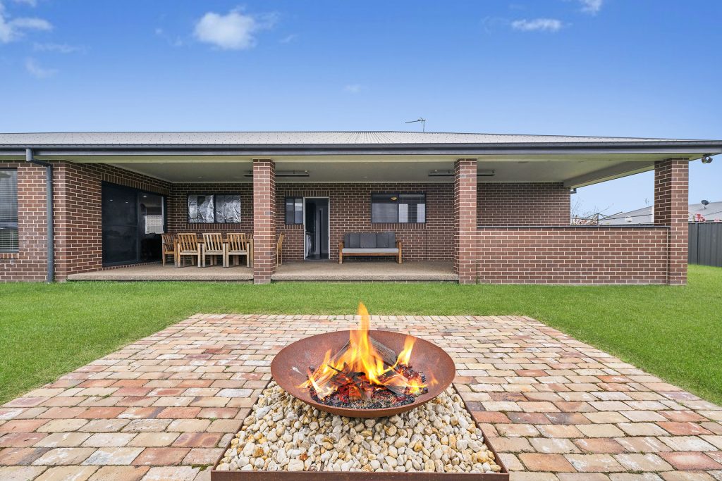 Sold - 25 Platinum Parade - New Property in Orange - Real Estate by Jack Aumuller