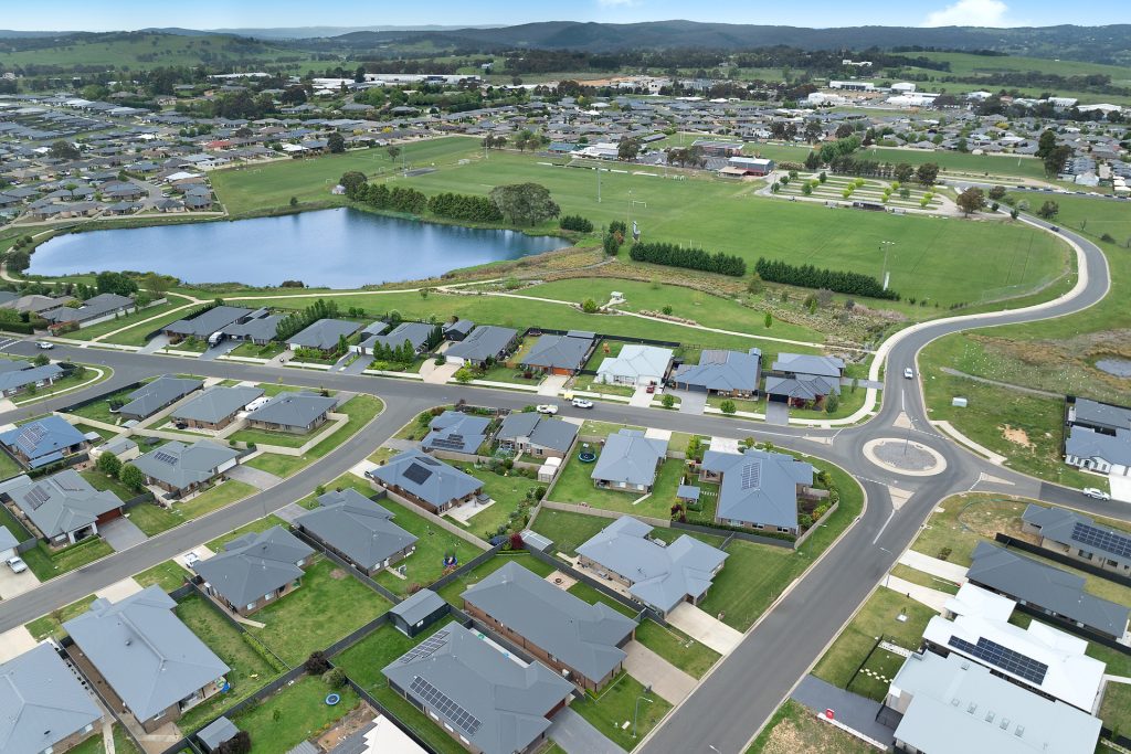 Sold - 25 Platinum Parade - New Property in Orange - Real Estate by Jack Aumuller