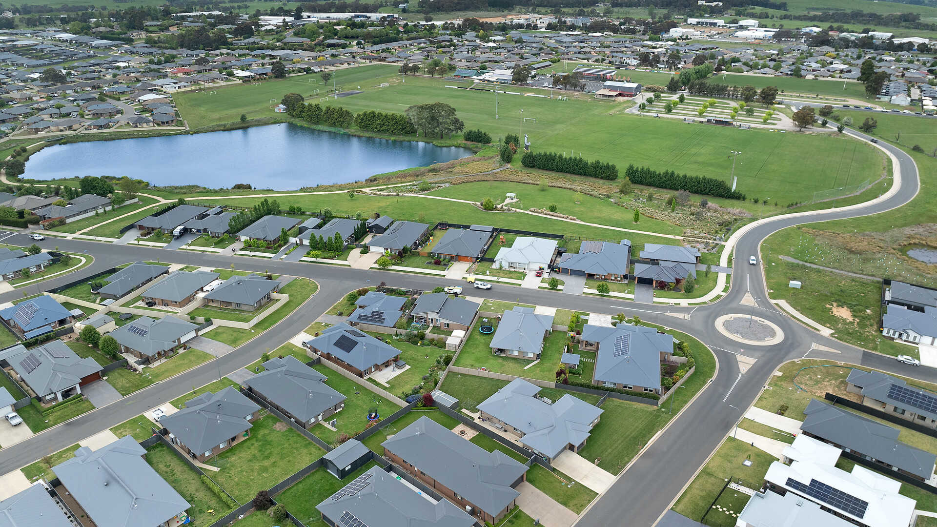 Sold - 25 Platinum Parade - New Property in Orange - Real Estate by Jack Aumuller