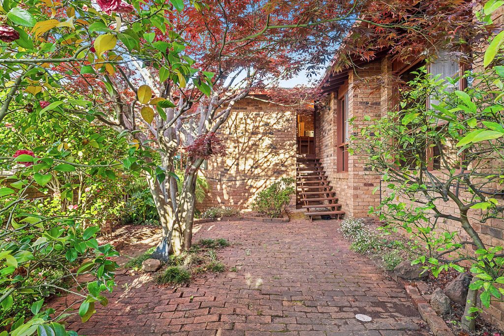 9 Thoopara Place, Orange NSW 2800 - photo 16