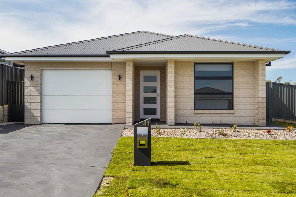 41 Westerly Drive, Orange NSW 2800 - photo 17