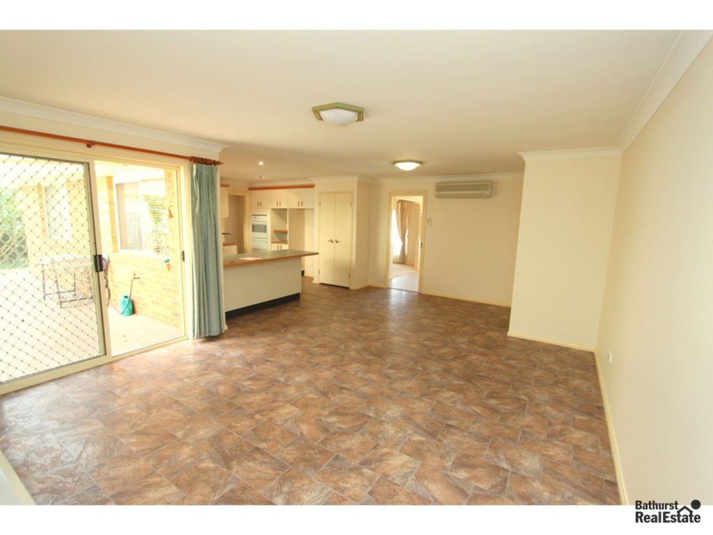 37 Abercrombie Drive, Abercrombie NSW 2795 - photo 6