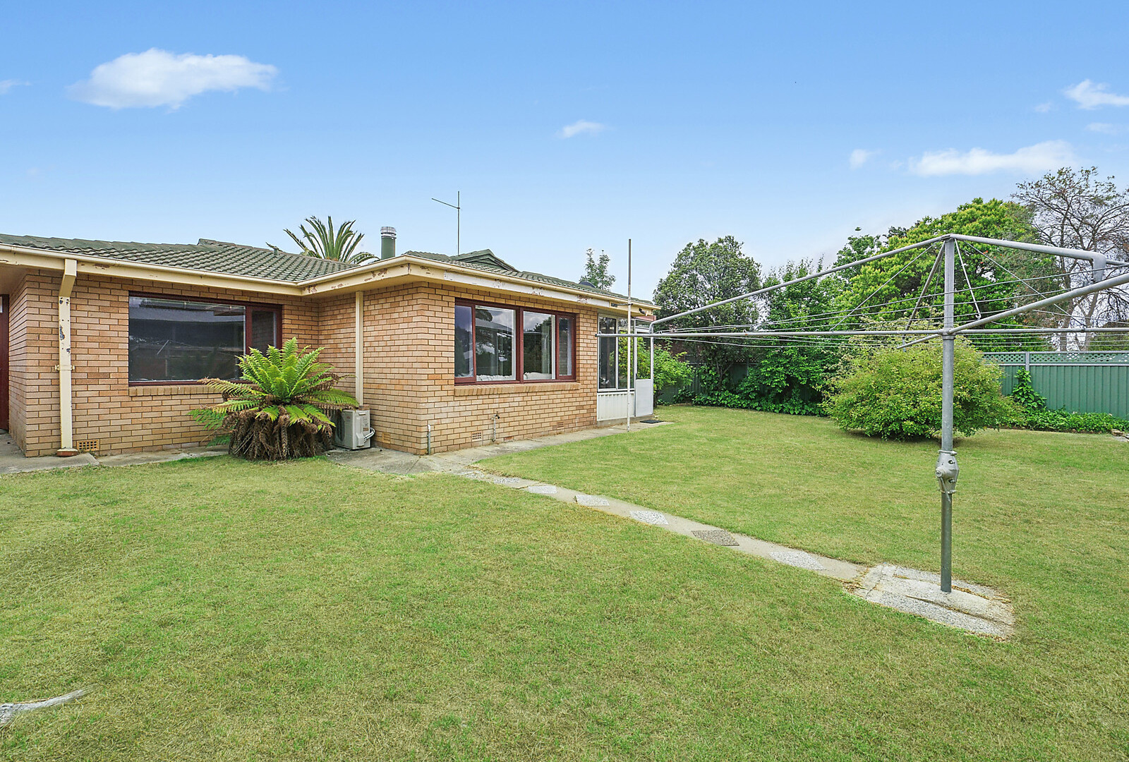 11 Osborne Avenue, West Bathurst NSW 2795 - photo 7