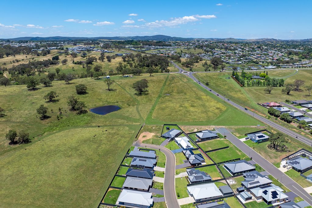 5 Tempest Way, Orange NSW 2800 - photo 25