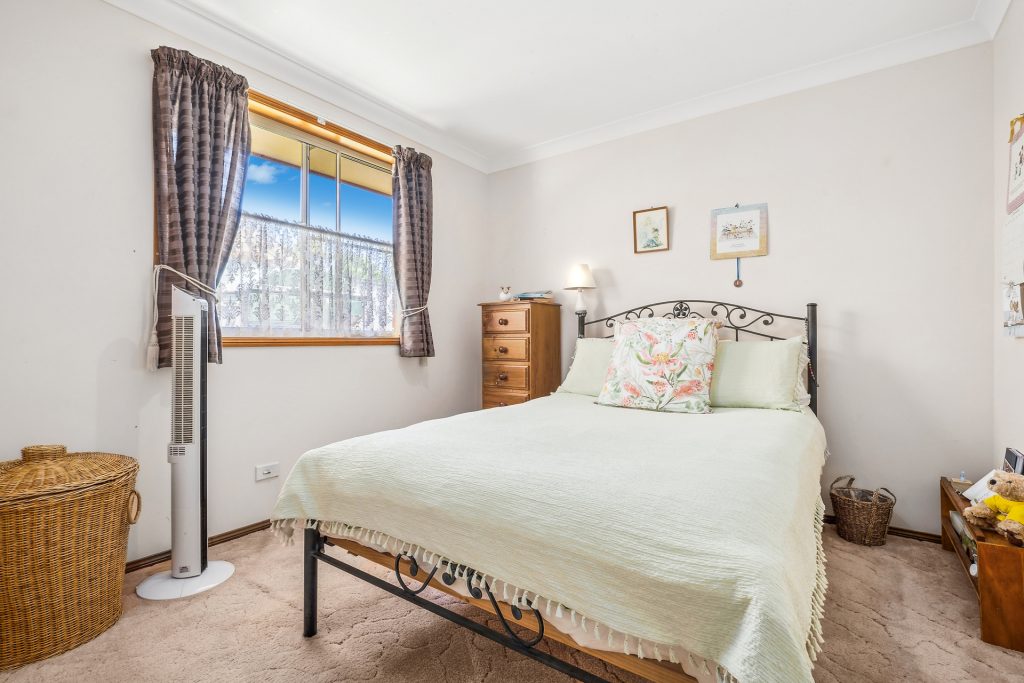 94 Osborne Avenue, Bathurst NSW 2795 - photo 5