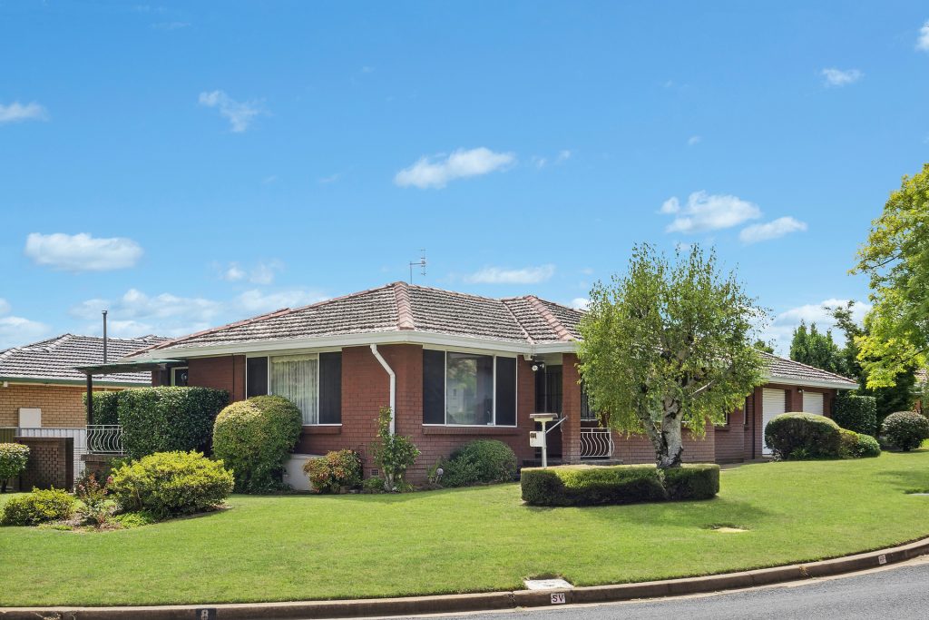 Sold - 8 Caleula Crescent - New Property in Orange - Real Estate by Jack Aumuller