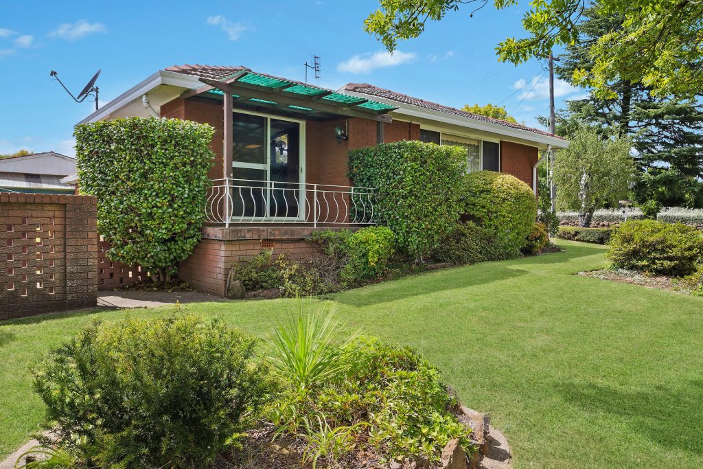 Sold - 8 Caleula Crescent - New Property in Orange - Real Estate by Jack Aumuller