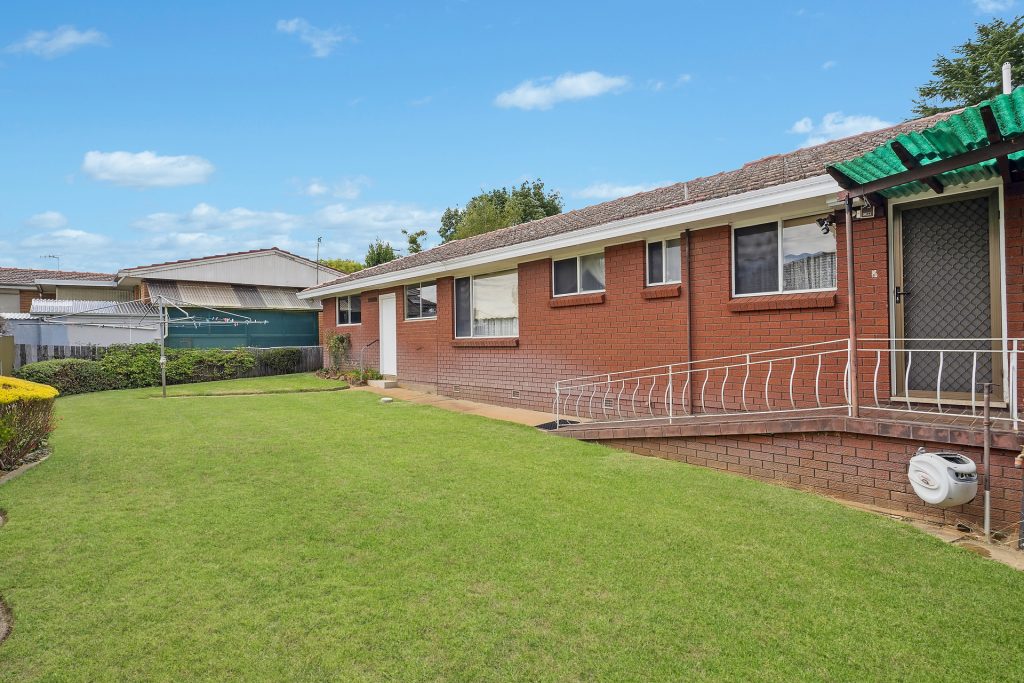 Sold - 8 Caleula Crescent - New Property in Orange - Real Estate by Jack Aumuller