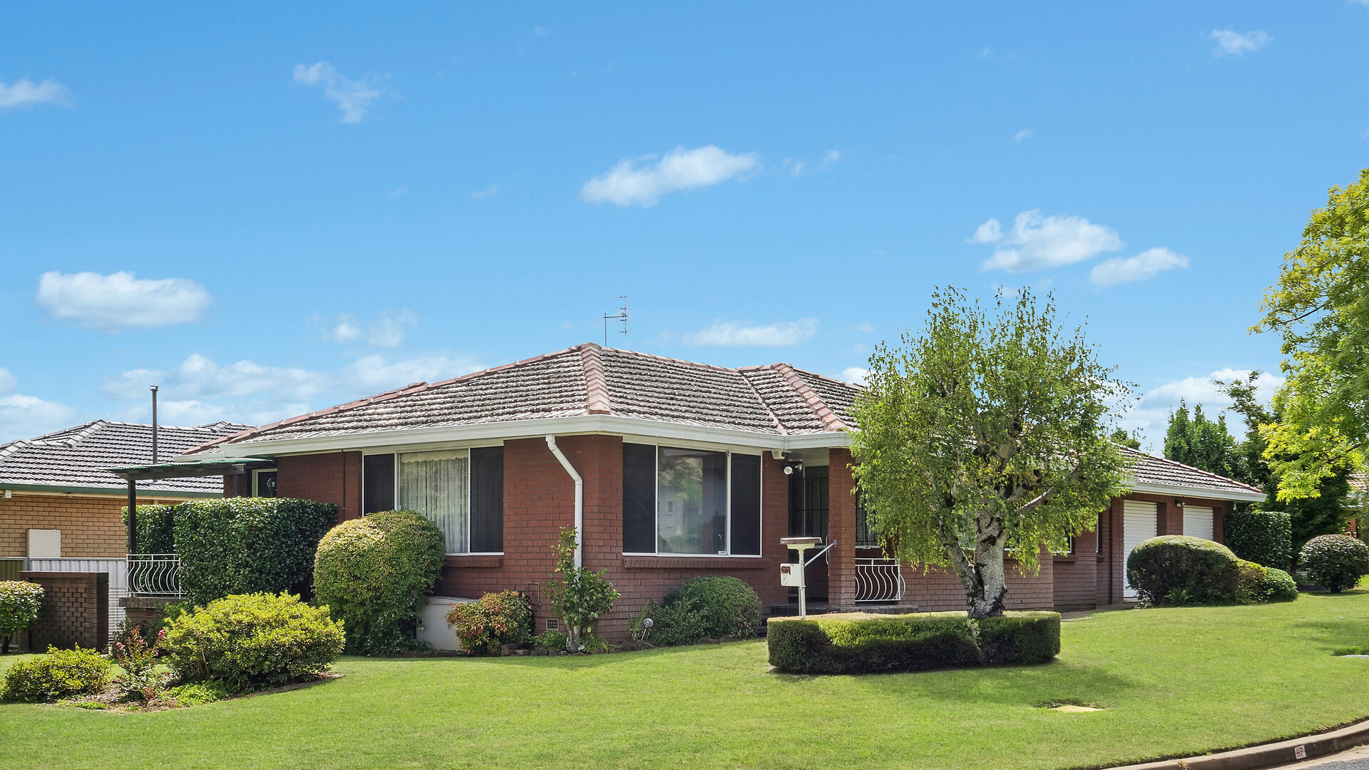 Sold - 8 Caleula Crescent - New Property in Orange - Real Estate by Jack Aumuller