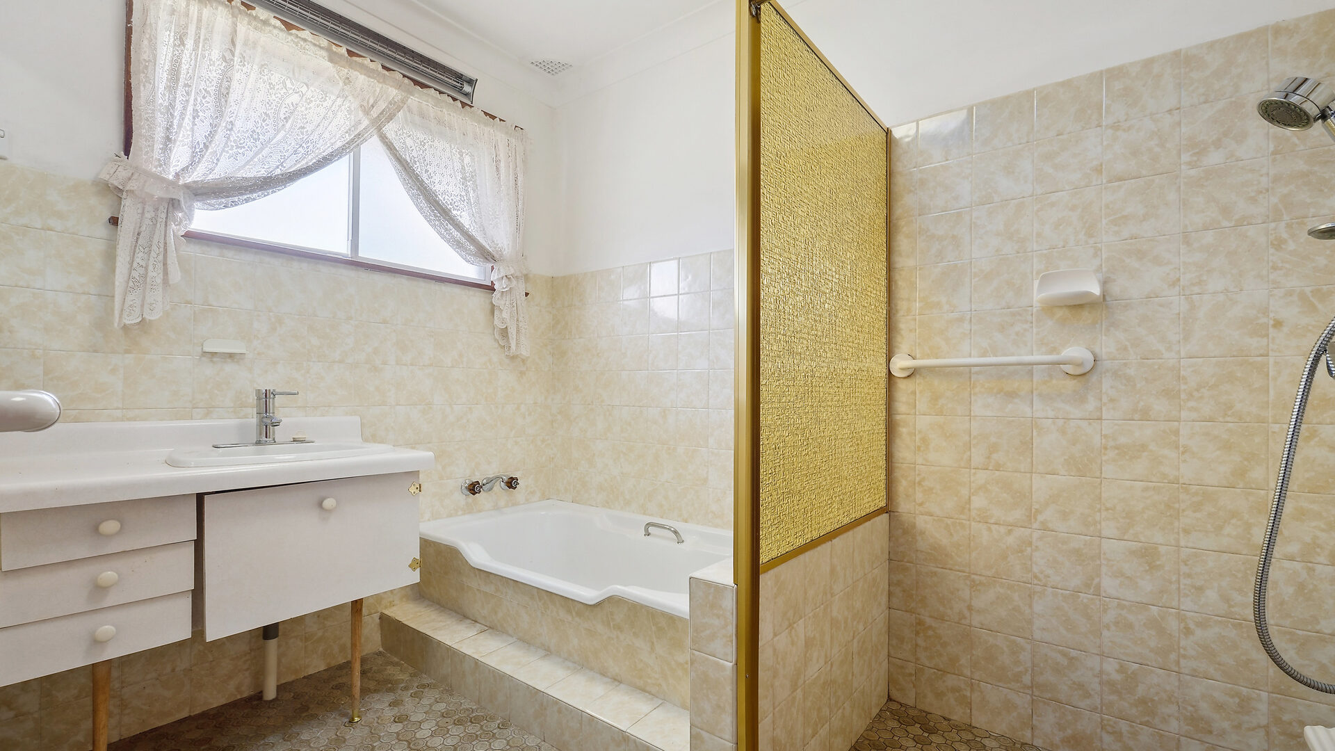 Sold - 8 Caleula Crescent - New Property in Orange - Real Estate by Jack Aumuller