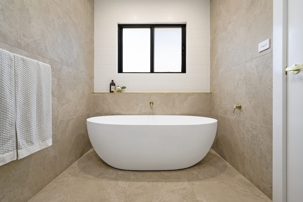 25 Connemara Drive, Orange NSW 2800 - photo 20