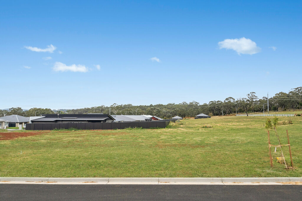 Sold - 33 Clearview Crescent - New Property in Orange - Real Estate by Scott Petersen